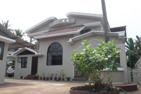 Tropical Villa Stays For Friends and Family